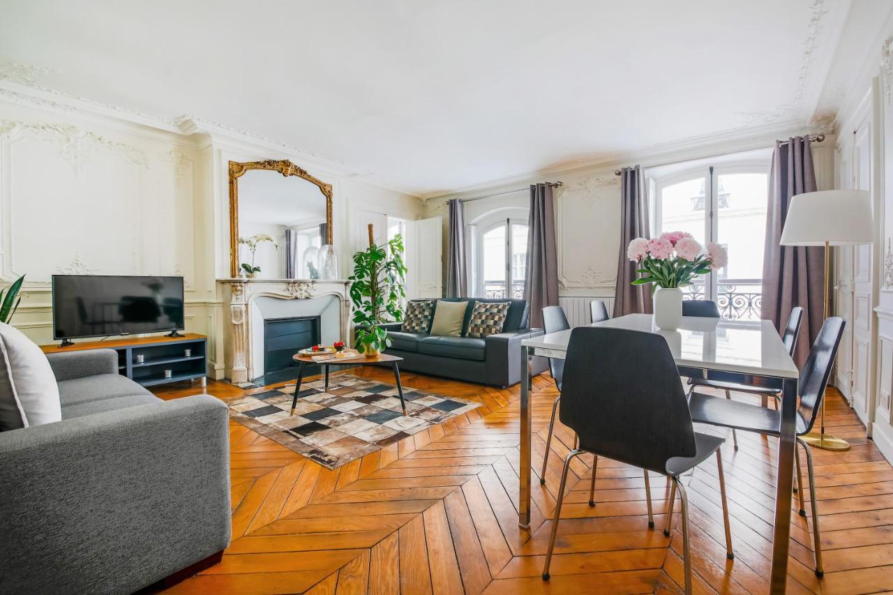 Appartements Bergere Paris Luaran gambar